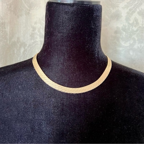 Ladies Aldo Wide Chain Necklace - Picture 2 of 9